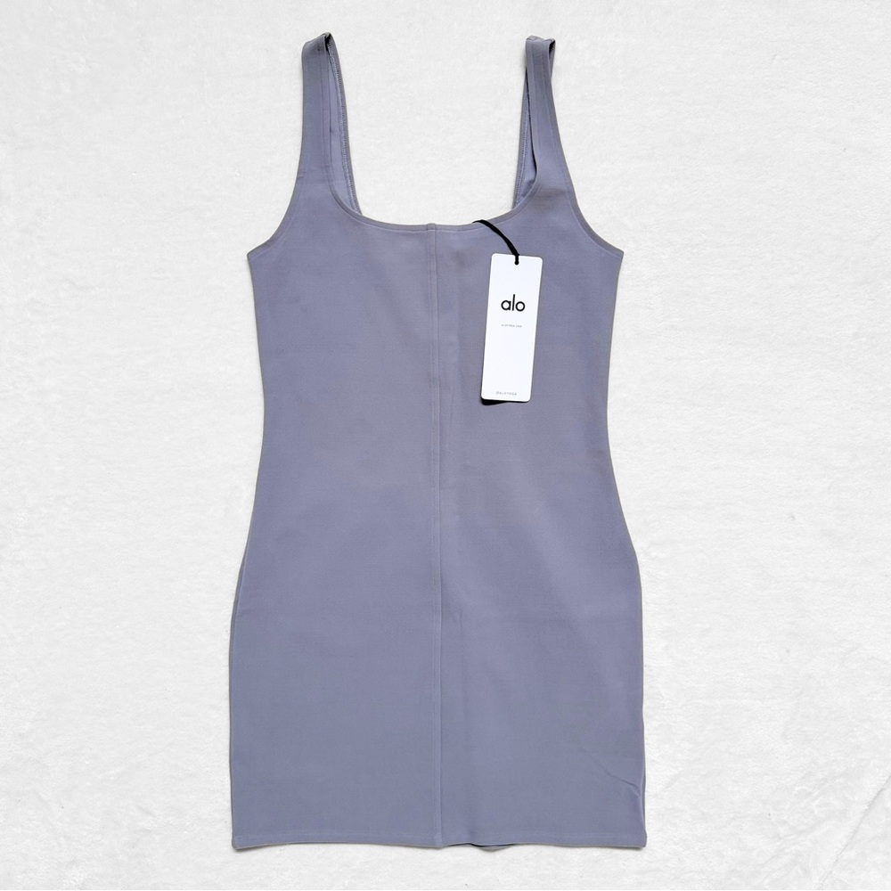 NWT ALO Yoga Alosoft Head Start Dress – Fog – Size M